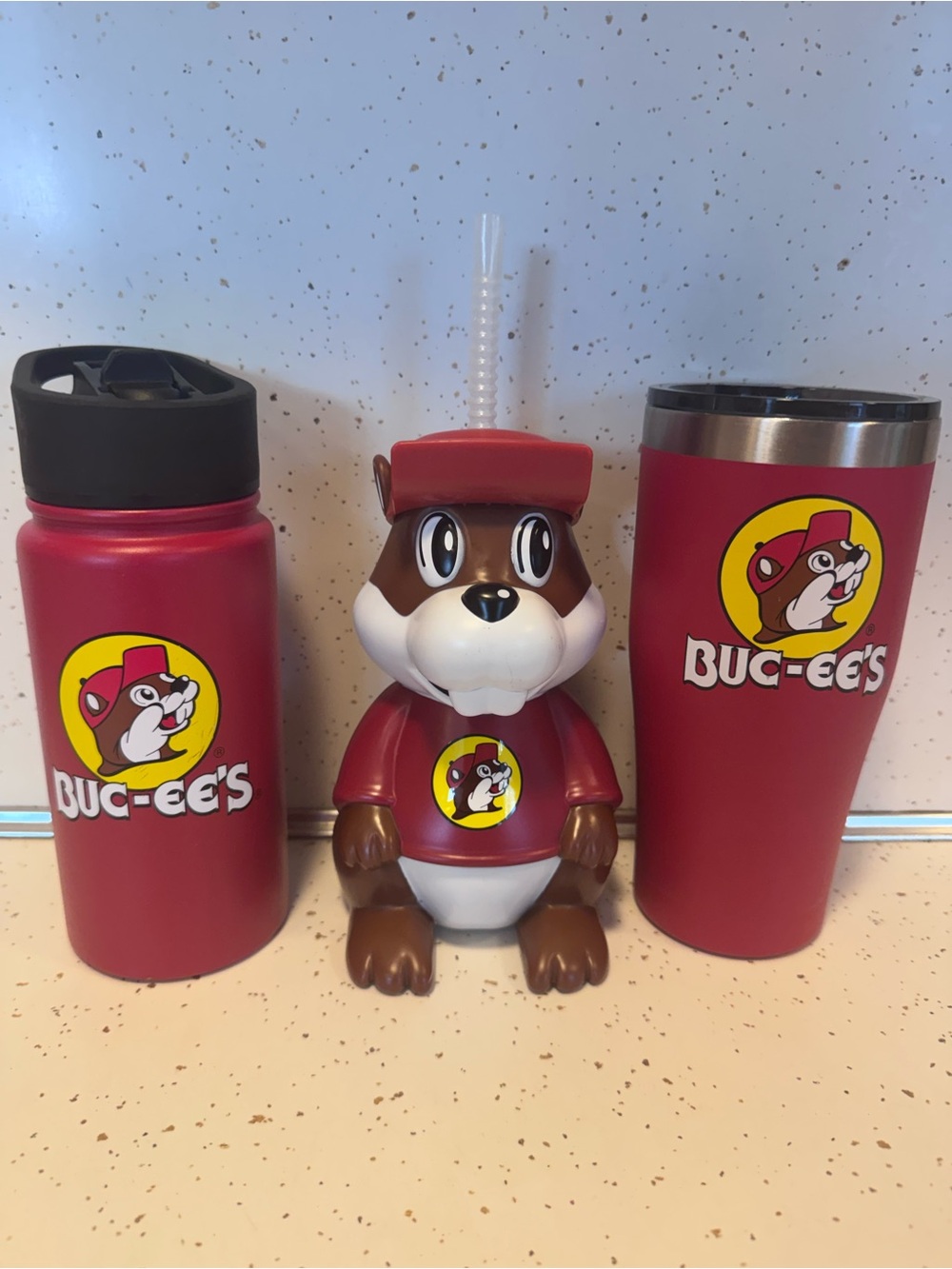 Buc-ee's Red Insulated Bottle & Beaver Straw Cup Set